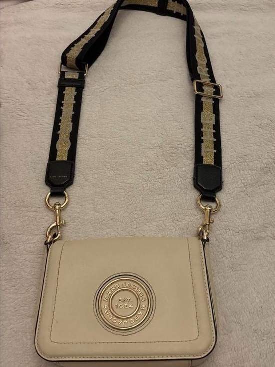 Marc Jacobs Handbags - Marc Jacobs Cream Leather Crossbody with Branded Black & Gold Strap